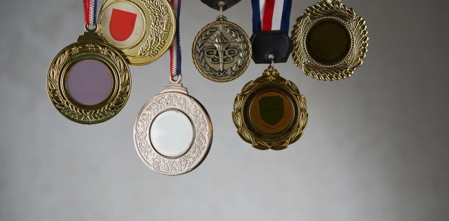 Medale Okolicznościowe w Twojej Kolekcji: Jak Rozpoznać i Cenić Najcenniejsze Egzemplarze